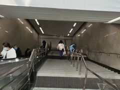 -体育场(地铁站)