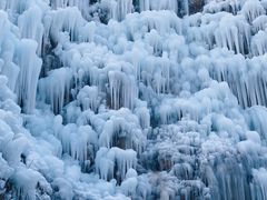 -大平台龙居瀑布旅游区