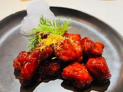 红酒泡沫牛仔粒-荟廷·晶萃(陆家嘴尚悦湾店)