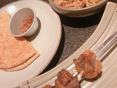 闺蜜米粉-丝路金桃·新疆菜(徐汇店)