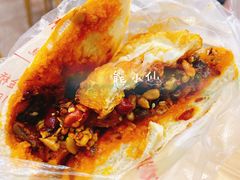 -清真马乐贝腊牛肉蛋黄菜夹馍(马蓉洒金桥店)