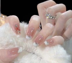 -悦指间美甲美睫美肤