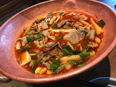 -云海肴·汽锅鸡·云南菜(天山百盛优客店)