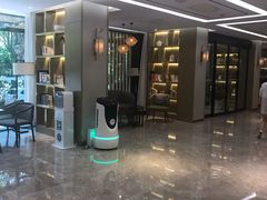 -杭州西湖湖滨银泰亚朵酒店