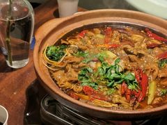 肥肠牛蛙砂锅-马头巷·食景园(苏州总店)