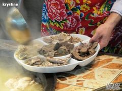 豬內臟-老六杀猪菜(进乡街店)