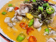 鲜椒牛蛙-吉香碳烤生蚝(仙霞路店)