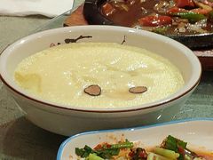 -香巴拉云南餐厅(华莱坞店)