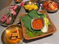 -草家酱蟹炭火烤肉店(珲春南路一店)