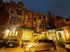 -梅龙镇酒家(南京西路总店)