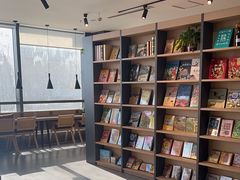 -魔方城市书房(中街益田店)