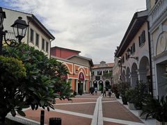 -佛罗伦萨小镇广佛名品奥特莱斯(疏港路店)