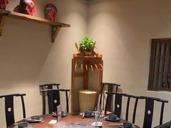 包厢-酱小七老火锅(横店康庄店)