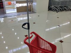 -胖东来生活广场(健康路店)