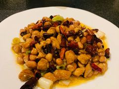 -万重锦·人文川菜馆(骡马市店)