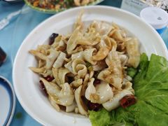 -崴海渔村(虹梅路店)