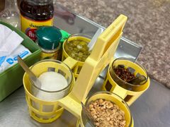 -榮泰米粉湯(Left Shop)