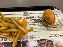 -The Habit Burger Grill 哈比特汉堡(世博店)