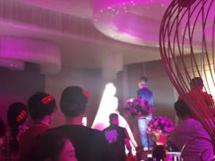 -天津梅江中心皇冠假日酒店