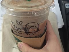 -星巴克(香港国际机场44号闸店)