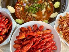 -丹水桥地锅鱼·翘嘴鲌·地方特色全鱼宴(丹江口大坝店)