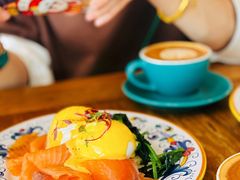 三文鱼班尼迪克-Alimentari早午餐(安福路店)