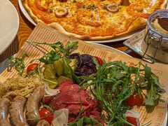 -JINNS锦时 steak&pizza(浸信会礼拜堂旧址店)