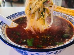 -烤鸭肉夹馍鸭汤店