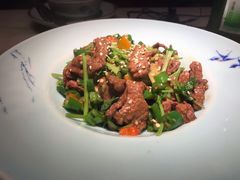小炒牛肉-枚青·临安酒肆(腾飞大厦店)