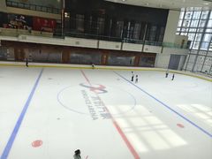 -冰纷万象滑冰场(深圳万象城店)
