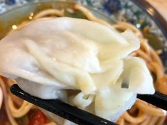 薄皮包子-维吾尔餐厅(宜山路店)