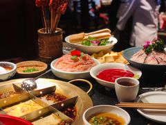 -周师兄大刀腰片火锅(洪崖洞旗舰店)