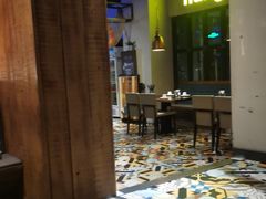 -夯鱼烤鱼·尔滨地标美食(国展店)