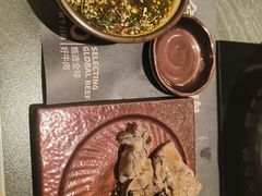 -牛YO寿喜烧·铁板烧和牛火锅自助(市府恒隆店)