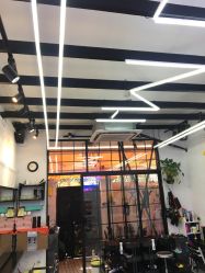 -SALON V