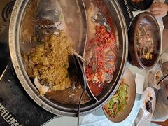 -阿瓦山寨·湘菜现炒·剁椒鱼头王(咸阳总店)