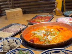 -洱火云南酸菜牛肉火锅(石景山当代商城店)