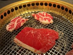 -铭牛烧肉·和牛海鲜自助(高新月牙湖店)
