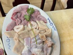 -华哥新鲜猪精品美食