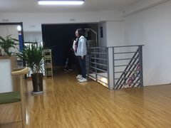 -视野联行眼镜(西站中天健广场店)