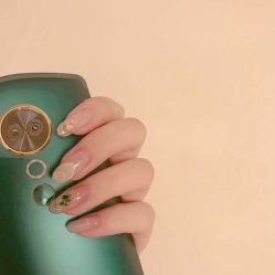 -镜面皮肤管理