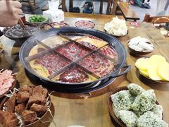 -正南齊北重庆老火锅(光华村直营店)