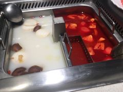 -海底捞火锅鲜切牛肉主题店(长寿路店)