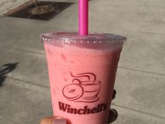 -Winchell's Donuts House