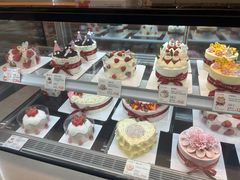 -花花卷卷·鲜食蛋糕(静安久光百货店)