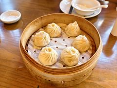 招牌蟹黄鲜肉小笼馒头-南翔馒头店(豫园店)