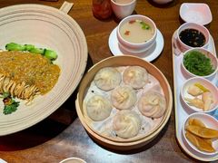 -李犟大爆鳝面·手工蟹黄包(湖滨西湖店)