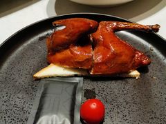 爆汁花椒脆皮乳鸽-柴门头啖汤·经典川菜·慢火汤品(锦城万达店)