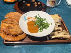 -乡村馕坑肉·烧烤·新疆菜·本地人更爱吃(阿勒泰首店)