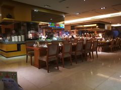 -昆山裕元花园酒店·温莎西餐厅